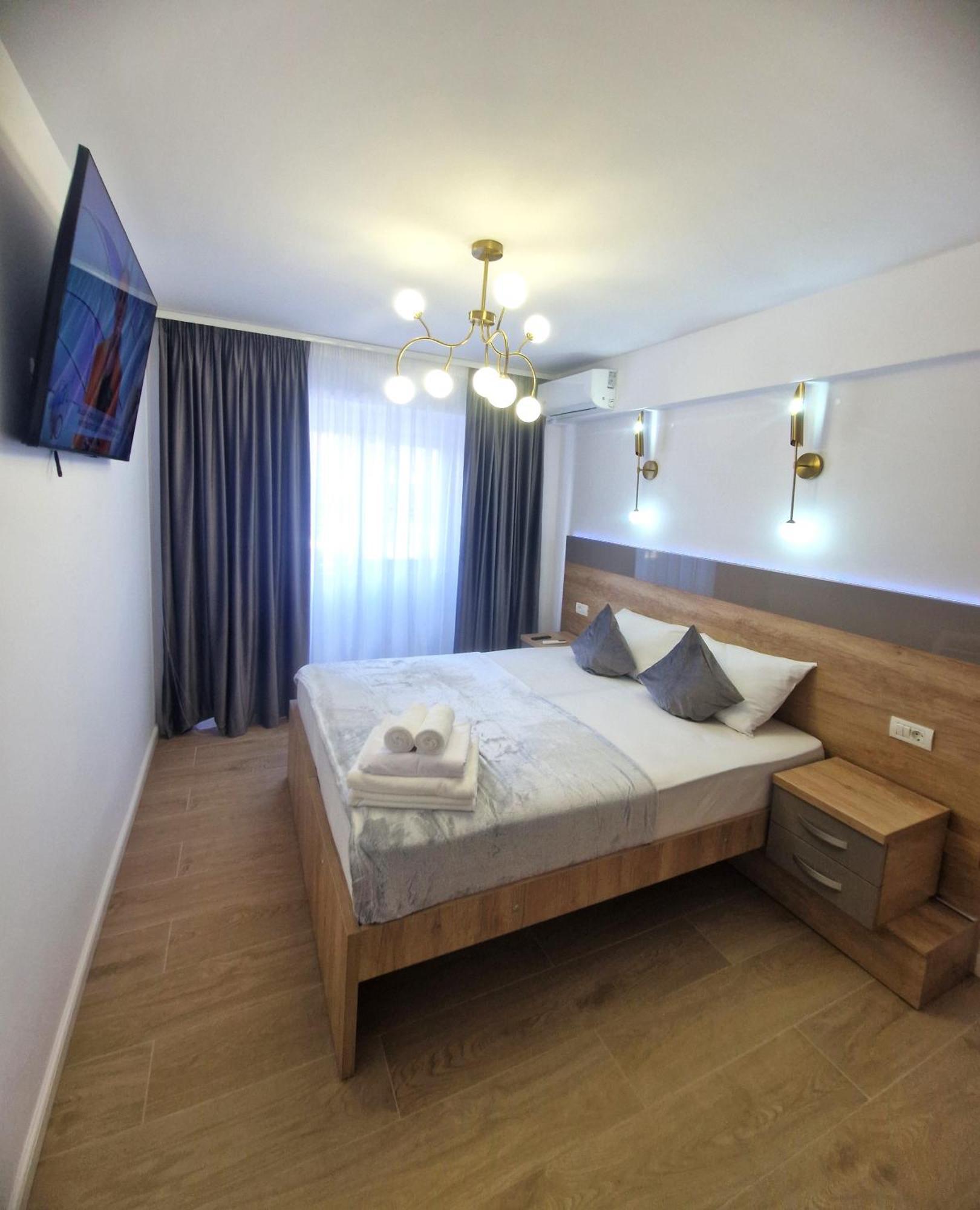 Ultracentral Luxury Apartament Curtea de Argeş Εξωτερικό φωτογραφία